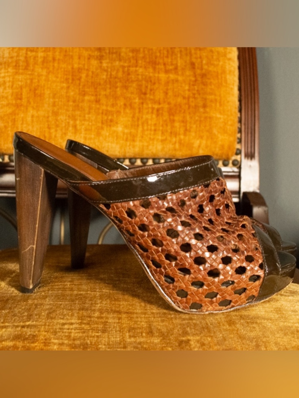 SIZE 7.5 Vintage Cole Haan x Nike “Stephanie" Woven Leather Mules